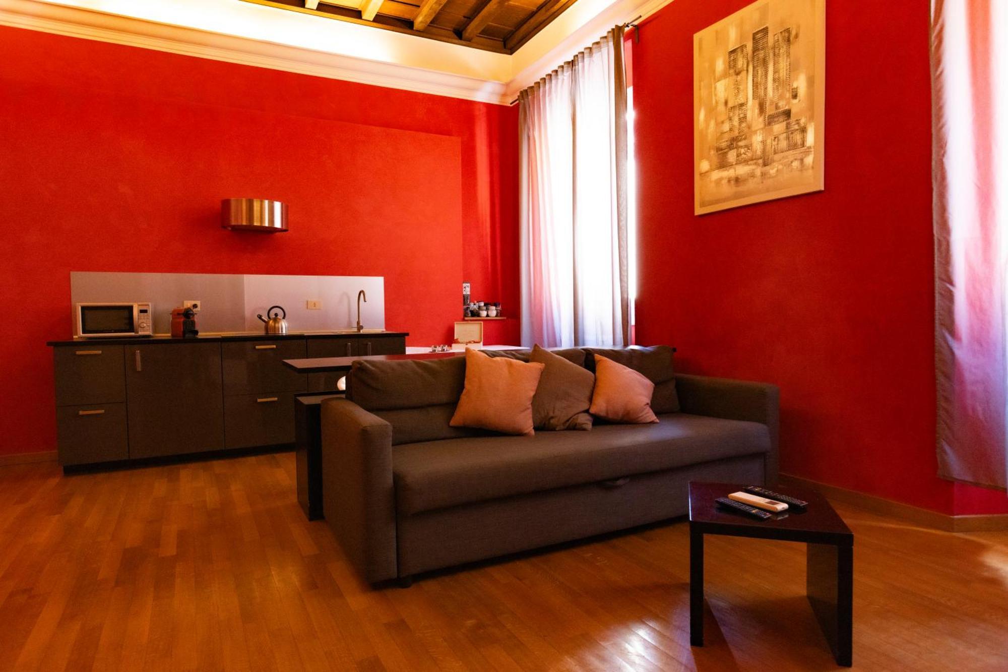 Barberini Apt Close To Fontana Di Trevi Рим Екстер'єр фото