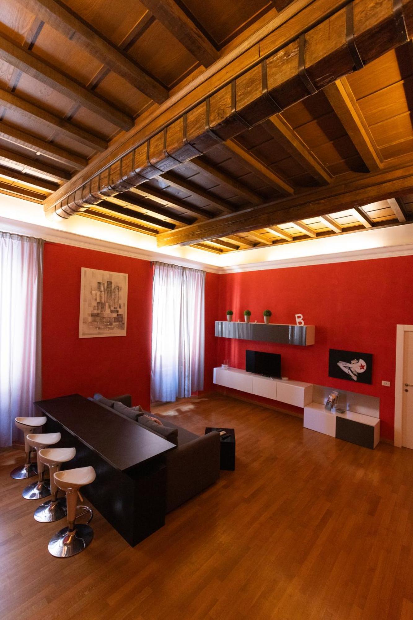 Barberini Apt Close To Fontana Di Trevi Рим Екстер'єр фото